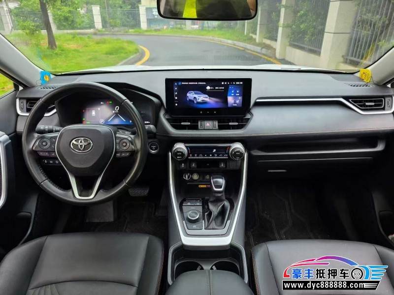 25年丰田RAV4轿车抵押车出售