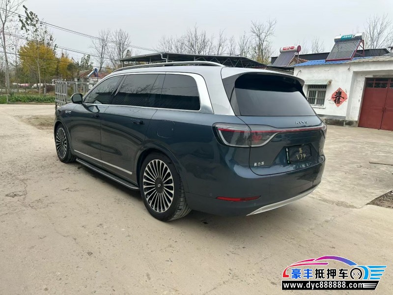 24年华为问界轿车抵押车出售
