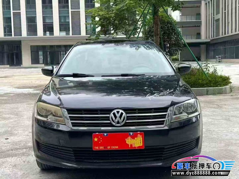 13年大众朗逸轿车抵押车出售