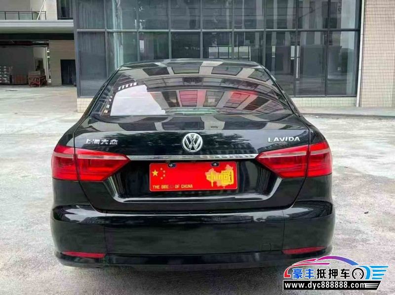 13年大众朗逸轿车抵押车出售