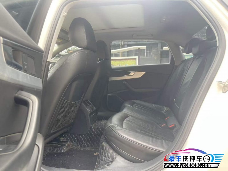 19年奥迪A4L轿车抵押车出售