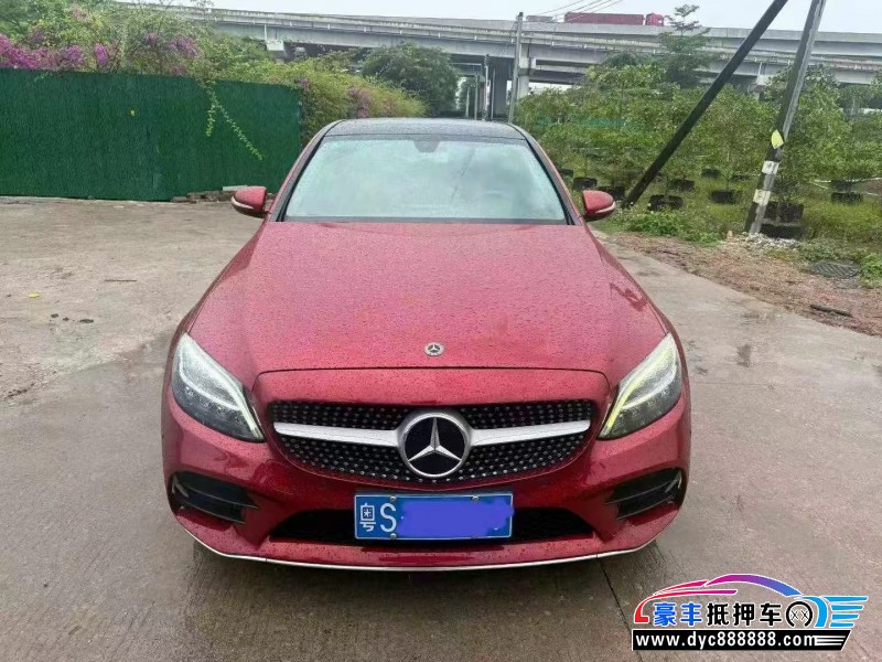 19年奔驰C轿车抵押车出售