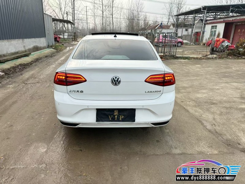 20年大众凌渡轿车抵押车出售