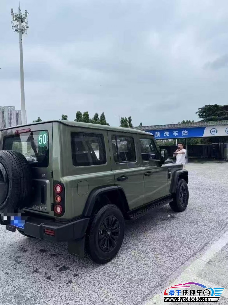 25年北汽制造BJ 212轿车抵押车出售