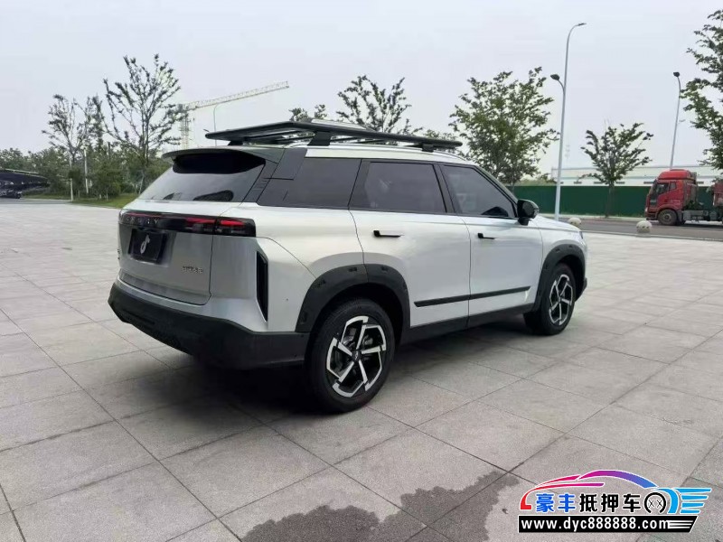 26年奇瑞探索轿车抵押车出售