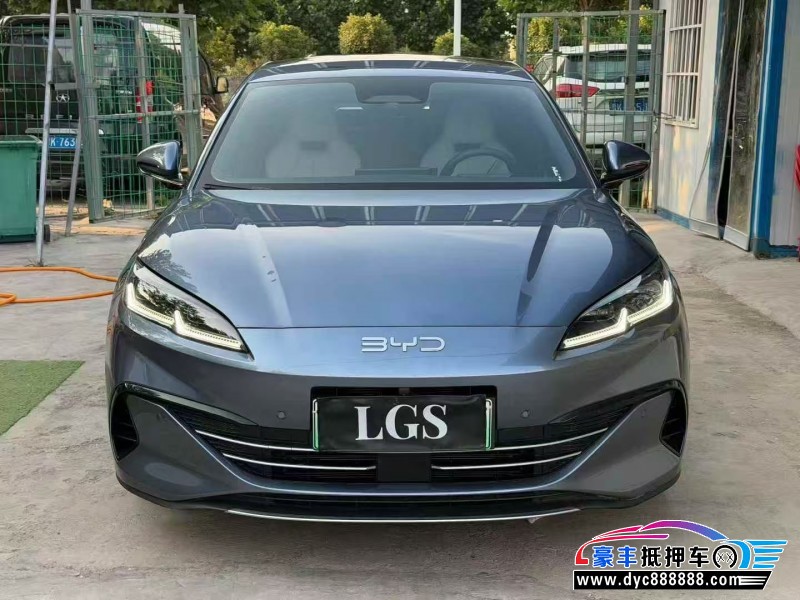 25年比亚迪海豹轿车抵押车出售