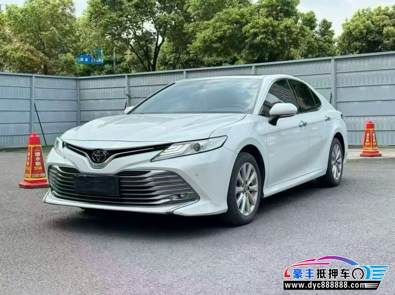 20年丰田凯美瑞轿车抵押车出售