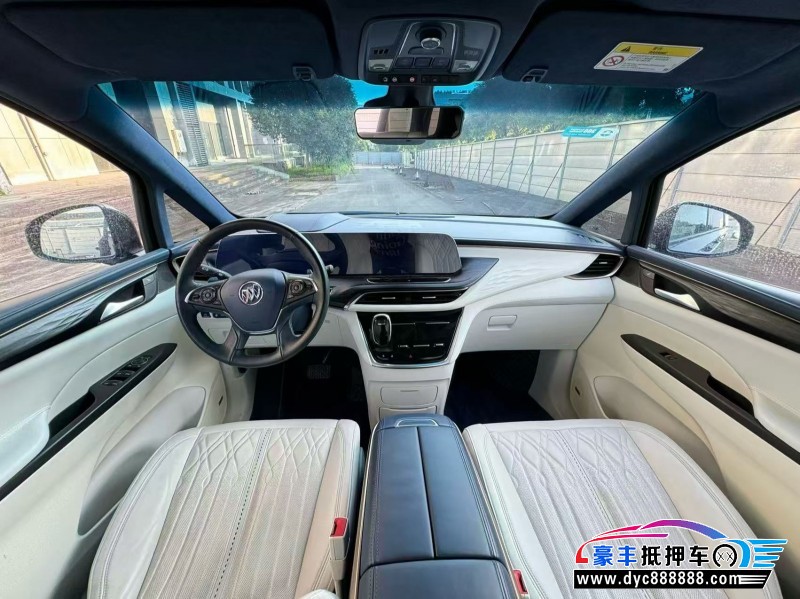 20年别克艾维亚轿车抵押车出售