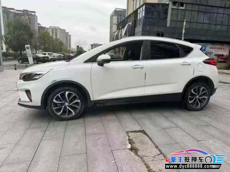 21年吉利帝豪GS轿车抵押车出售