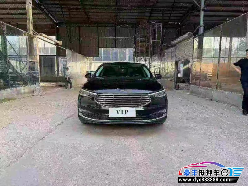 抵押车出售21年福特金牛座轿车