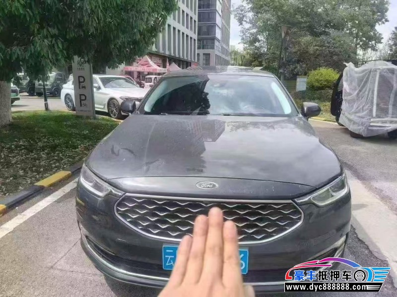 20年福特金牛座轿车抵押车出售