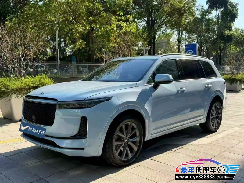 21年理想ONE轿车抵押车出售
