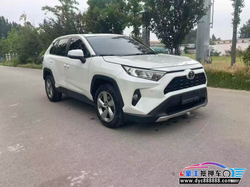 23年丰田RAV4轿车抵押车出售