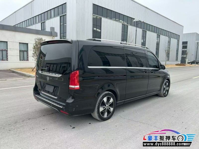 21年奔驰V轿车抵押车出售