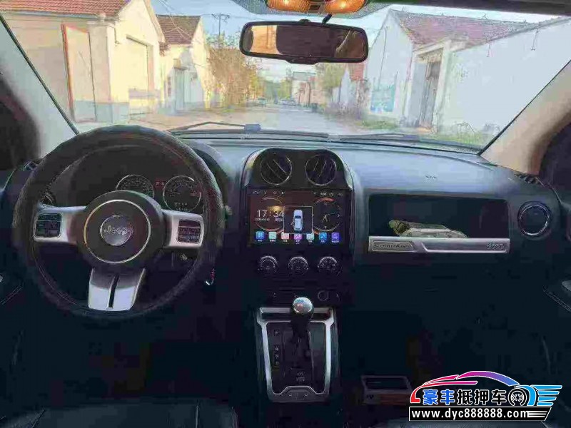 16年Jeep指南者轿车抵押车出售
