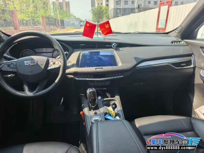 21年凯迪拉克XT4轿车抵押车出售