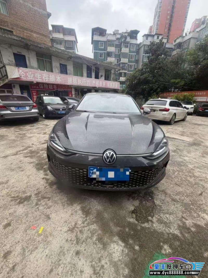 25年大众凌渡轿车抵押车出售
