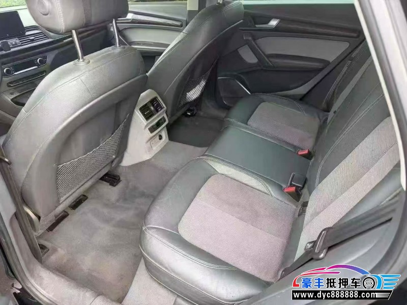 20年奥迪Q5轿车抵押车出售