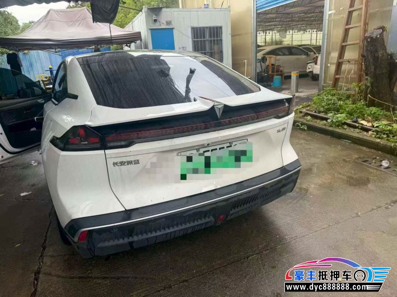 24年长安深蓝SL03轿车抵押车出售