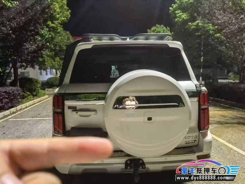 25年WEY坦克500轿车抵押车出售