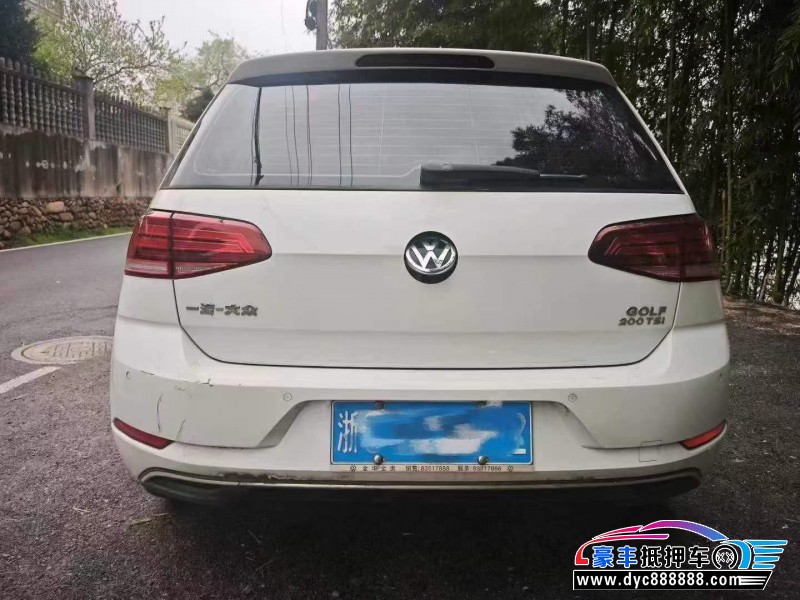 19年大众高尔夫轿车抵押车出售