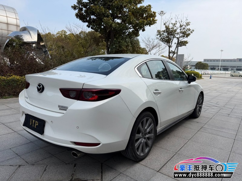 22年马自达昂克赛拉轿车抵押车出售