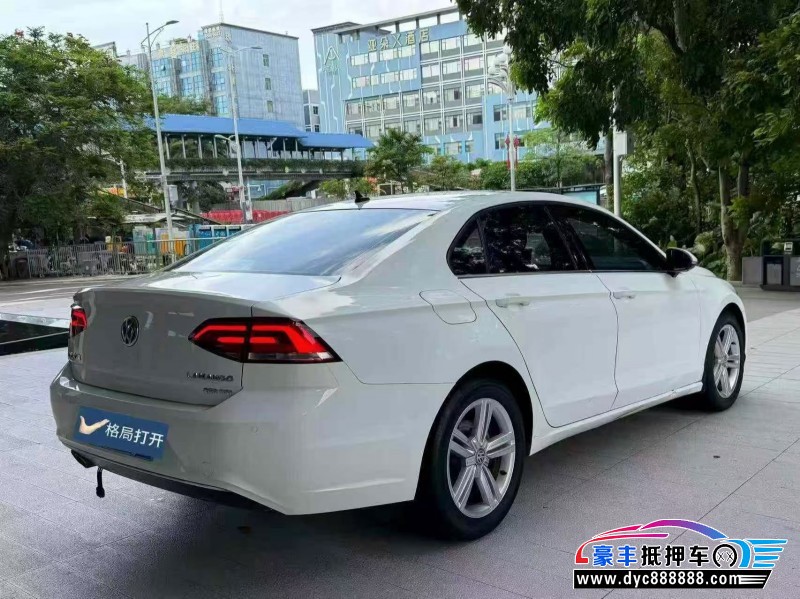 17年大众凌渡轿车抵押车出售
