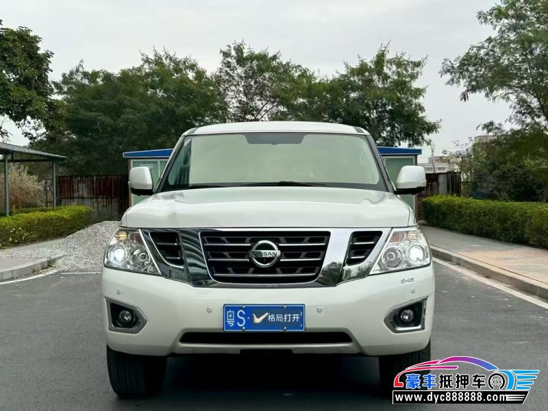 抵押车出售20年日产途乐轿车