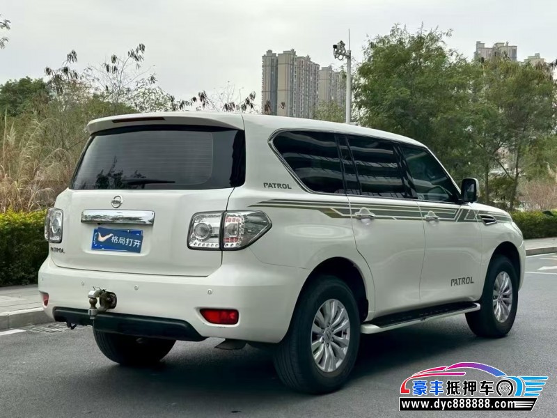 20年日产途乐轿车抵押车出售