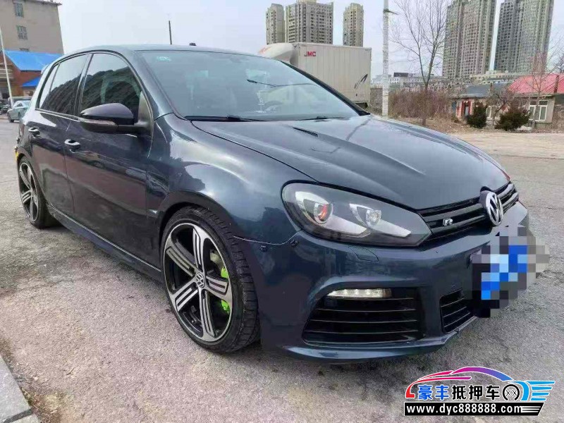 13年大众高尔夫轿车抵押车出售
