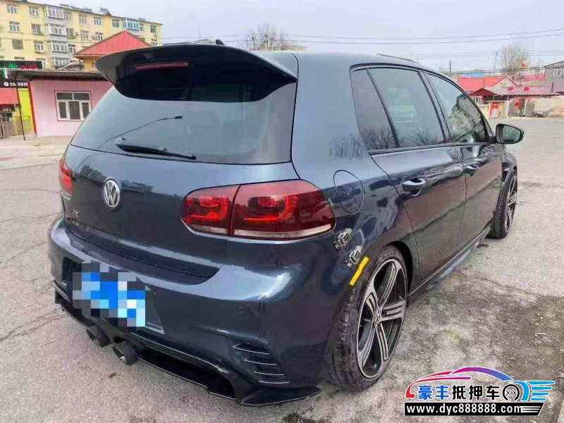 13年大众高尔夫轿车抵押车出售