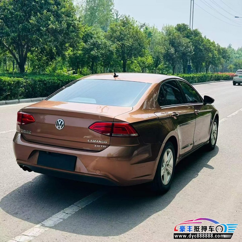 17年大众凌渡轿车抵押车出售
