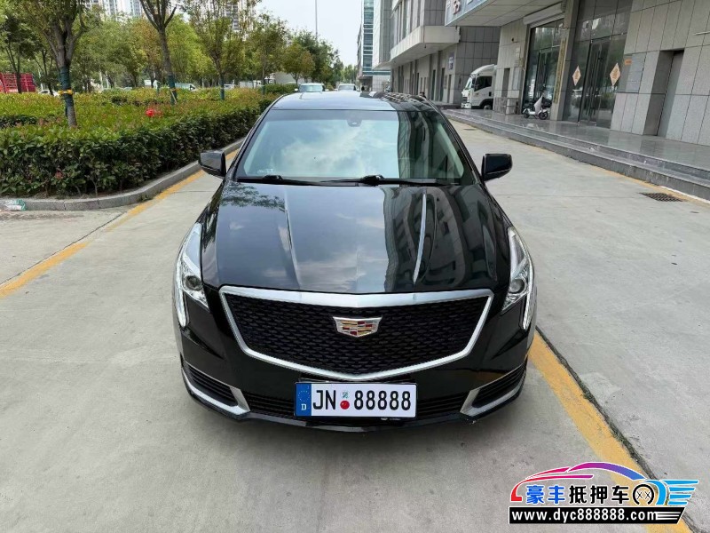 抵押车出售19年凯迪拉克XTS轿车