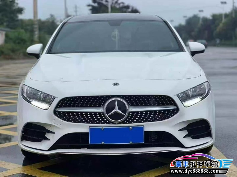 抵押车出售22年奔驰A轿车