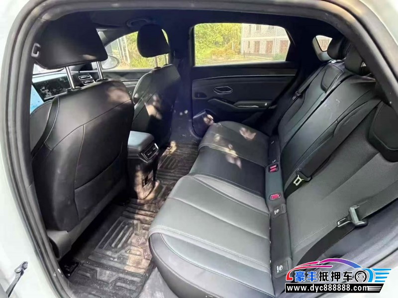 24年比亚迪秦轿车抵押车出售