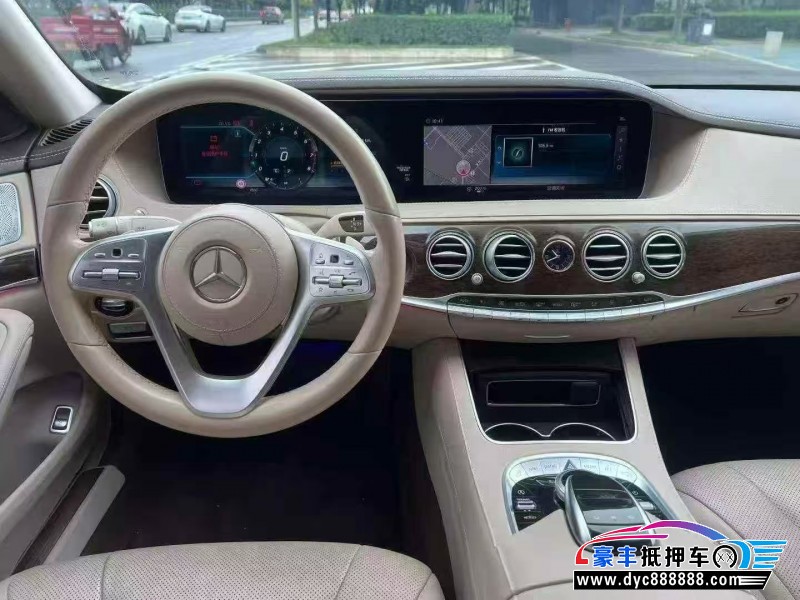 18年奔驰S轿车抵押车出售