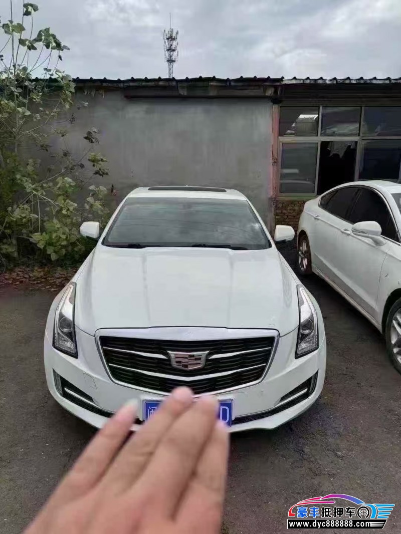 抵押车出售17年凯迪拉克ATS轿车