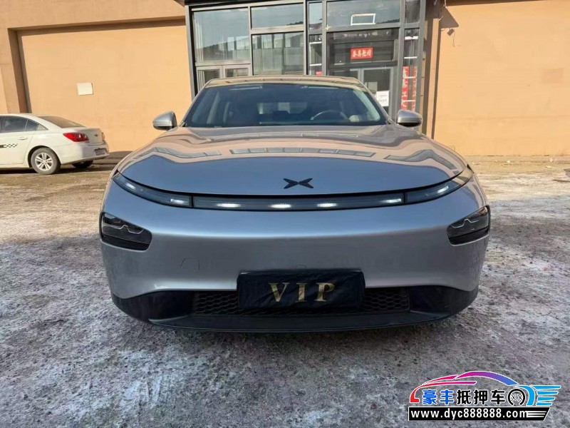 抵押车出售23年小鹏P7轿车
