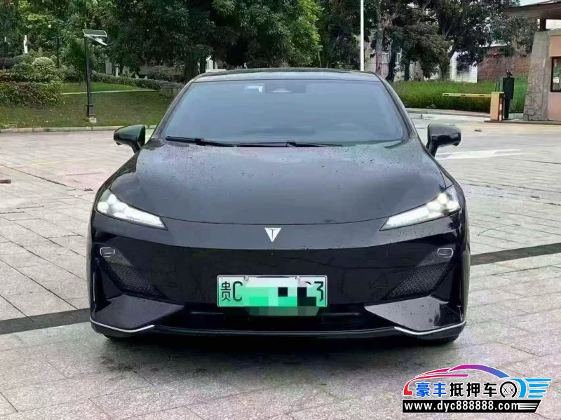 抵押车出售25年长安深蓝SL03轿车