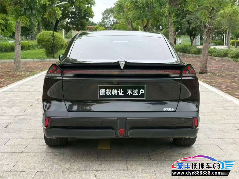22年长安深蓝SL03轿车抵押车出售