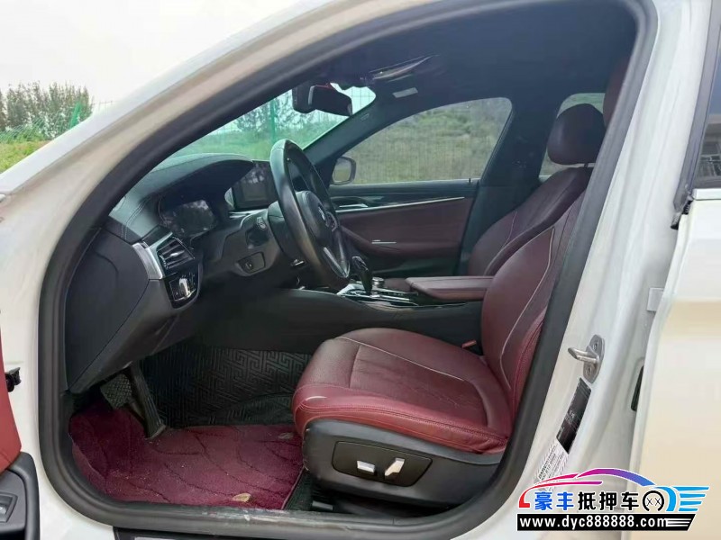 21年宝马5系轿车抵押车出售