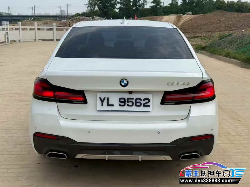 21年宝马5系轿车抵押车出售