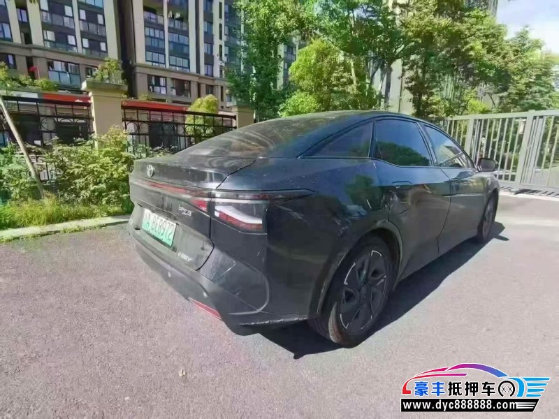 23年丰田BZ3轿车抵押车出售