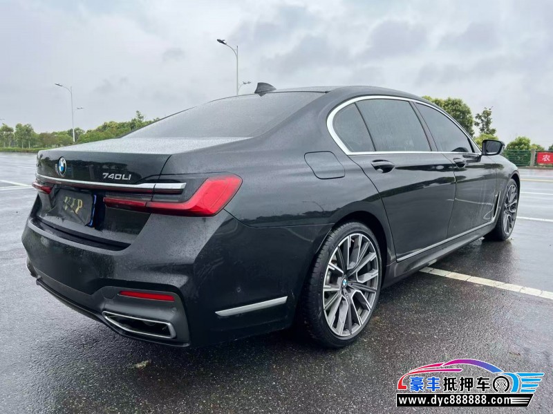 23年宝马7系轿车抵押车出售
