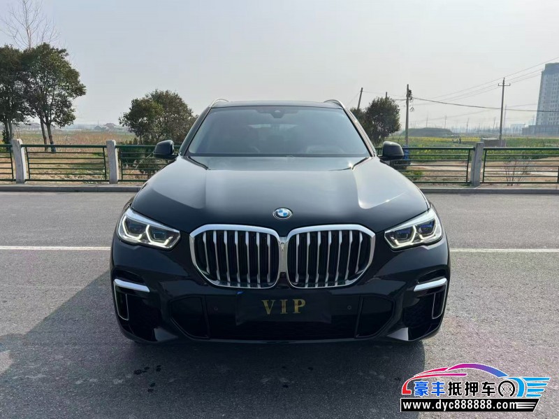 抵押车出售23年宝马X5轿车