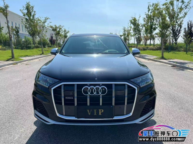 抵押车出售23年奥迪Q7轿车