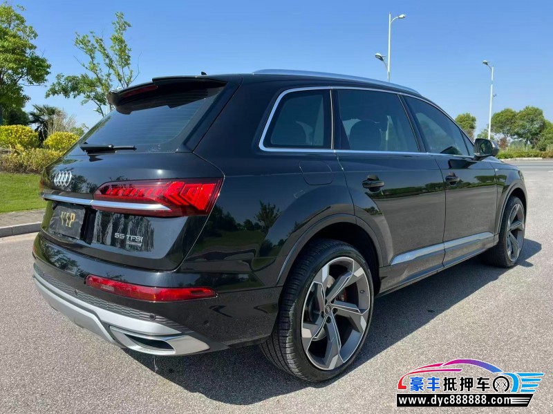 23年奥迪Q7轿车抵押车出售