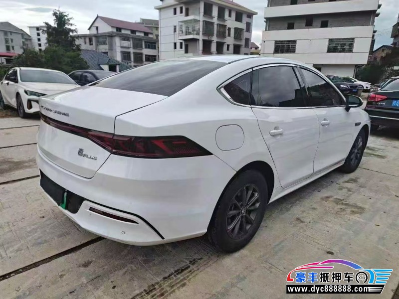 24年比亚迪秦轿车抵押车出售