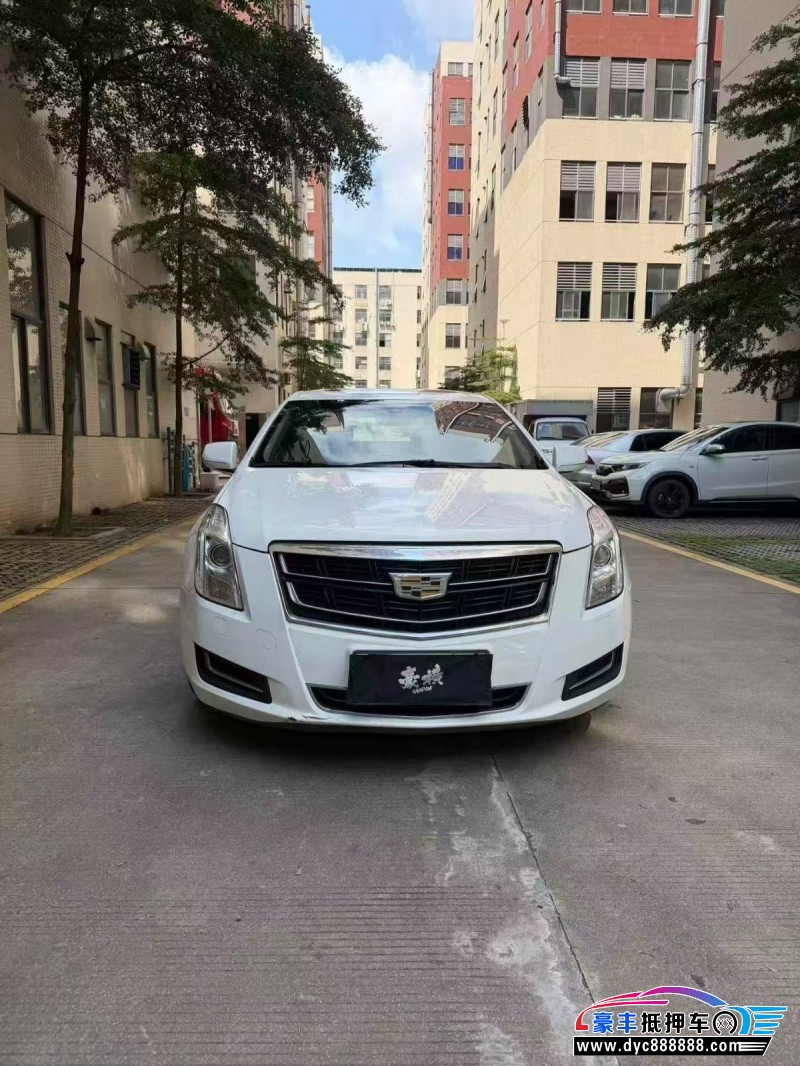 抵押车出售17年凯迪拉克XTS轿车