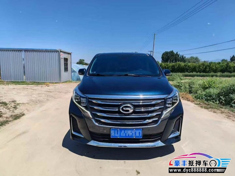 抵押车出售20年传祺GM8轿车